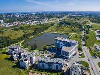 Außenansicht des Bürogebäudes von EPS Poland